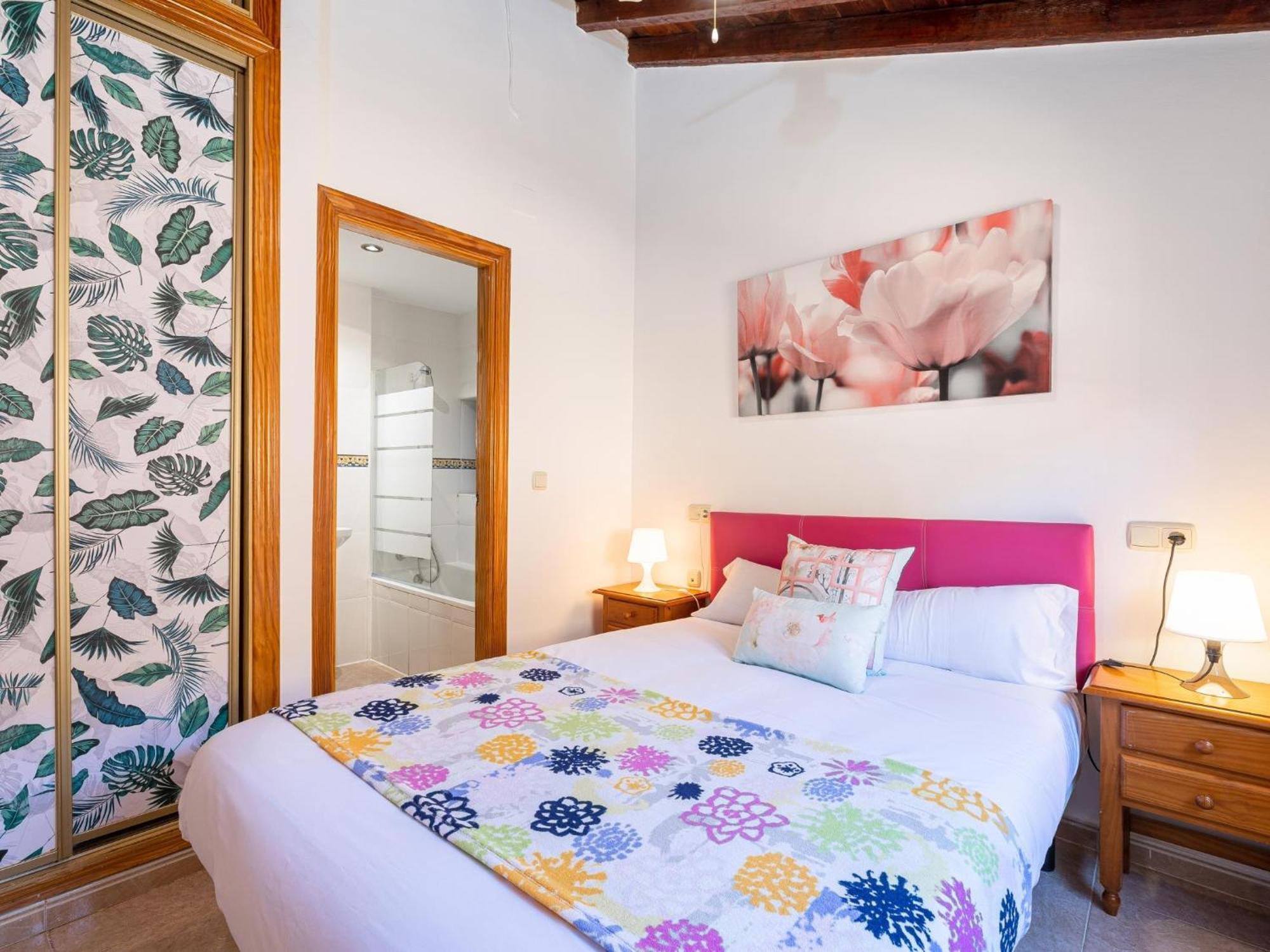 H2M Lazcano With Sunny Terrace In Old Town Málaga Kültér fotó